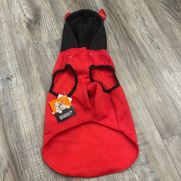 BNWT devil costume for Dogs - Picture 2 of 4